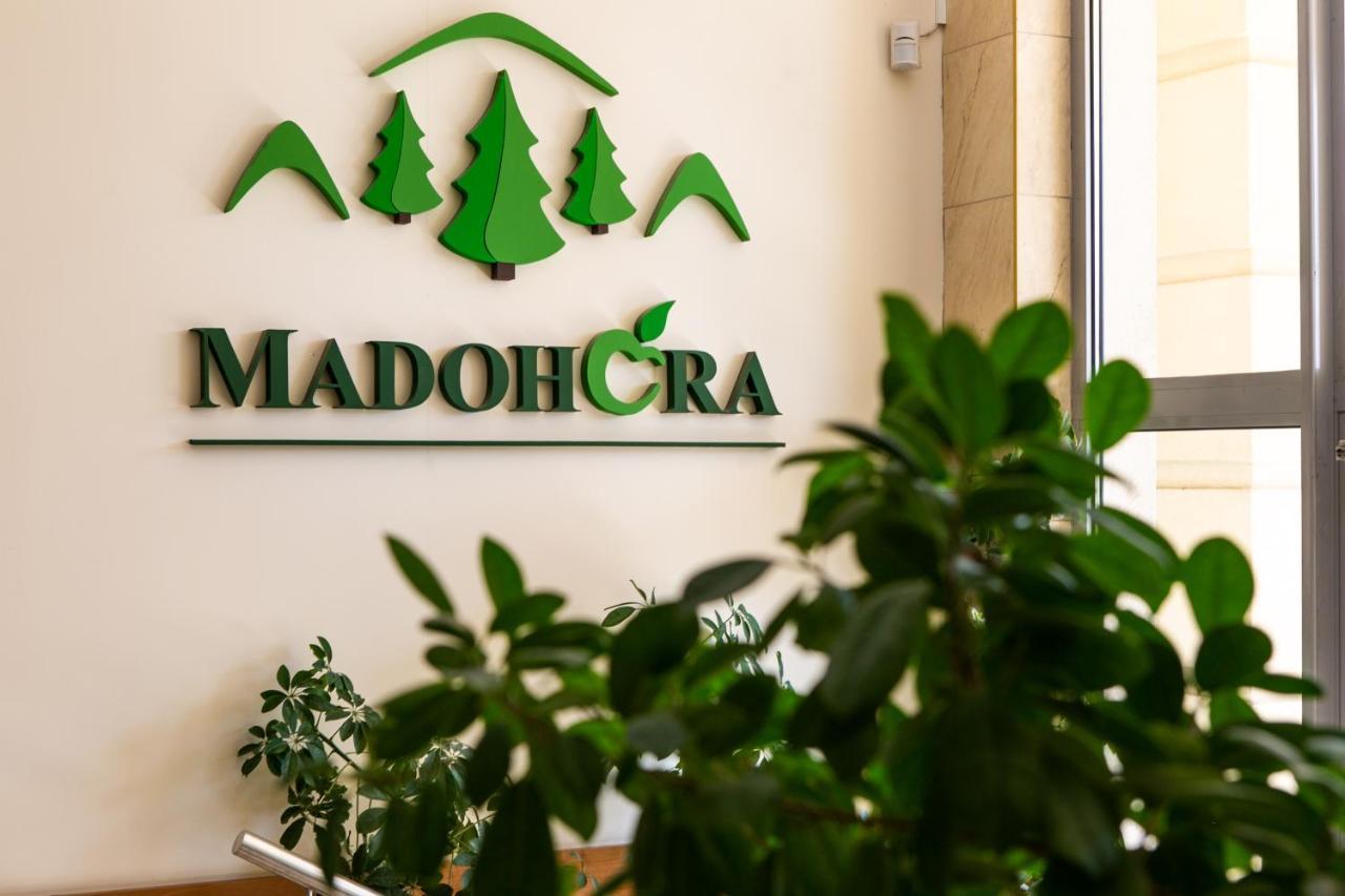 Madohora Slemien Hotel Kocon ภายนอก รูปภาพ
