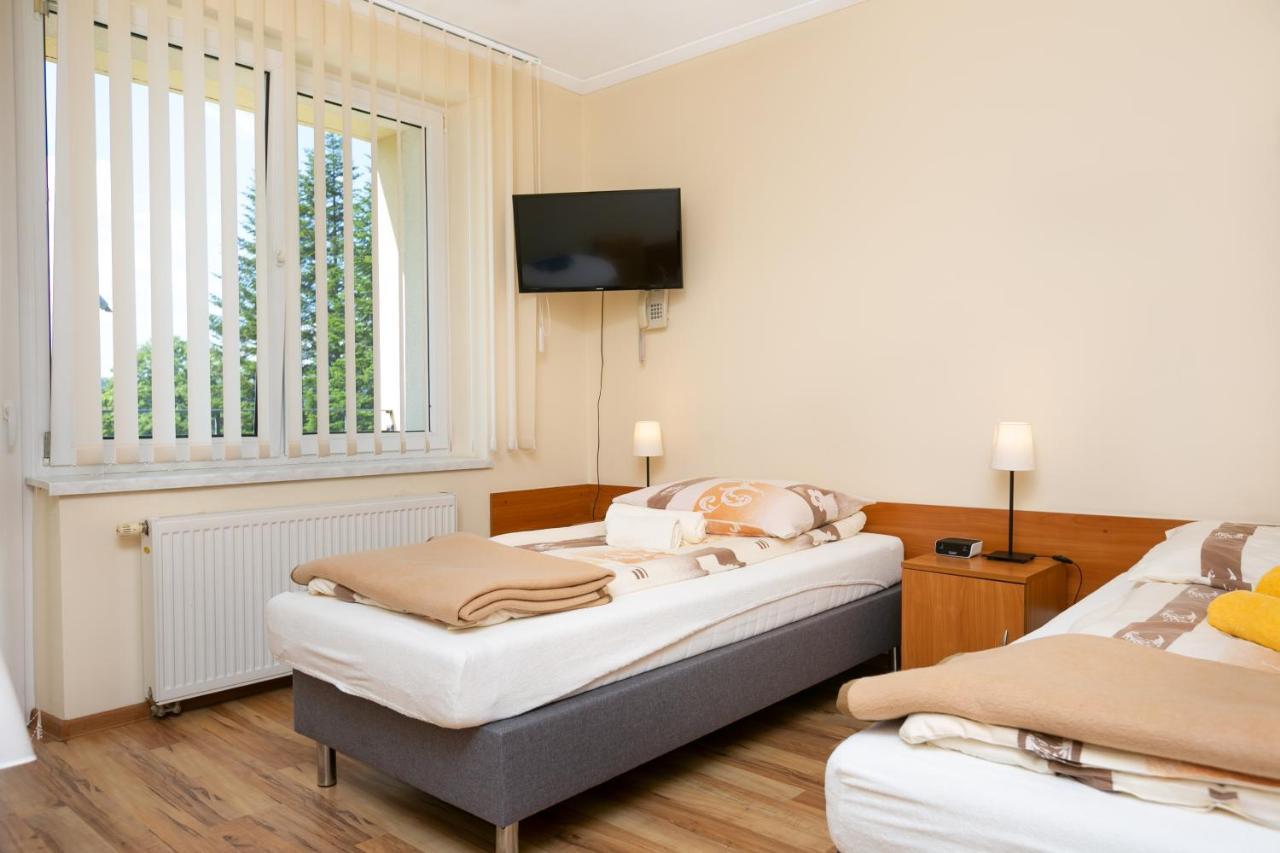 Madohora Slemien Hotel Kocon ภายนอก รูปภาพ
